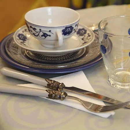 Borgo Al Navile Couette-café 2*
