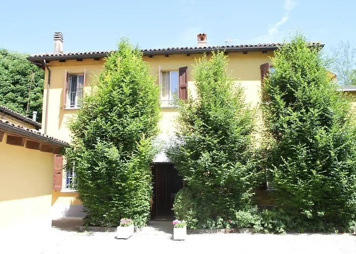 فندق مبيت وإفطار Borgo Al Navile 2*